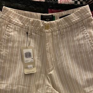 Dockers Women’s Beige Striped Chinos High Straight Ankle